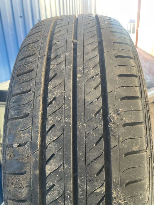 Продам шины в комплекте