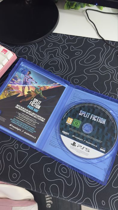 Игра на PS5 split fiction