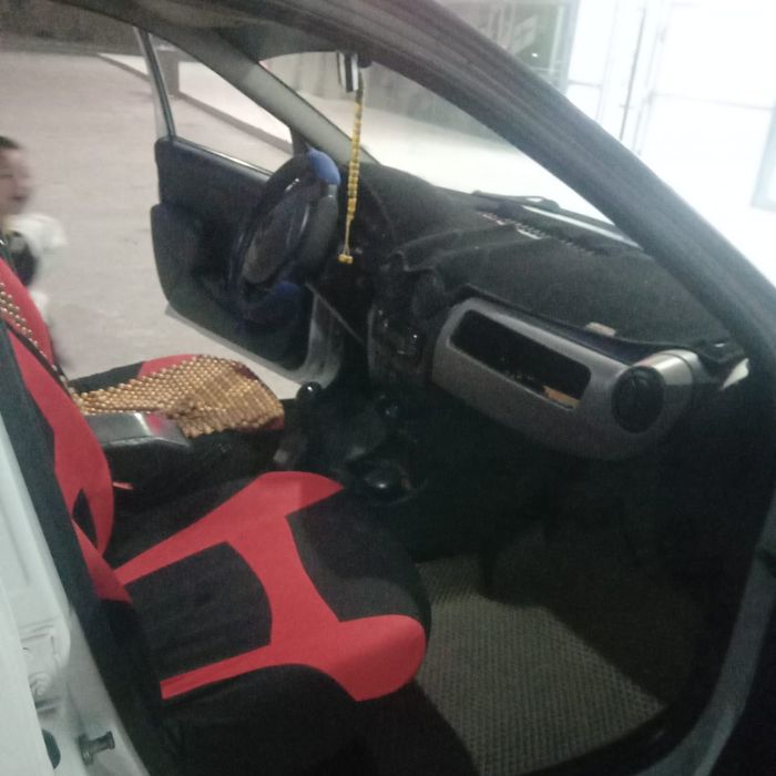 Продаётся машина 2,7 млн