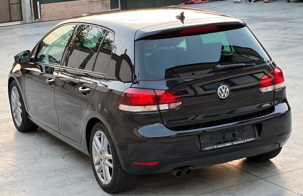 VOLKSWAGEN Golf 2010 — imagine 3