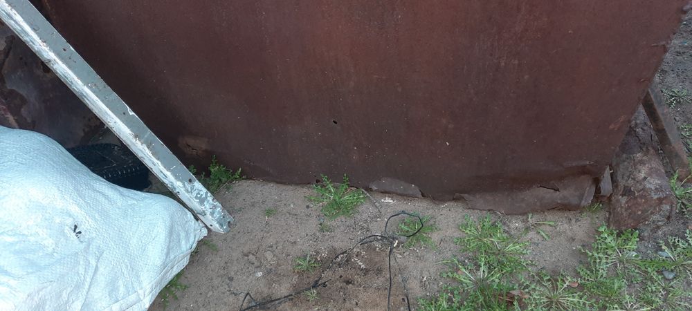 Продам мусорный бак