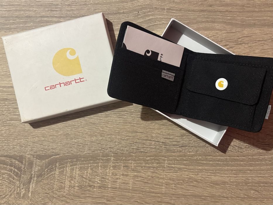 Чисто нов портфейл Carhartt (с кутия)