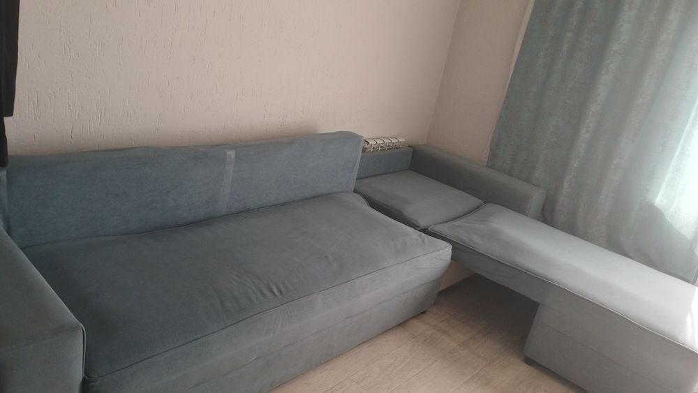 Диван угловой продам