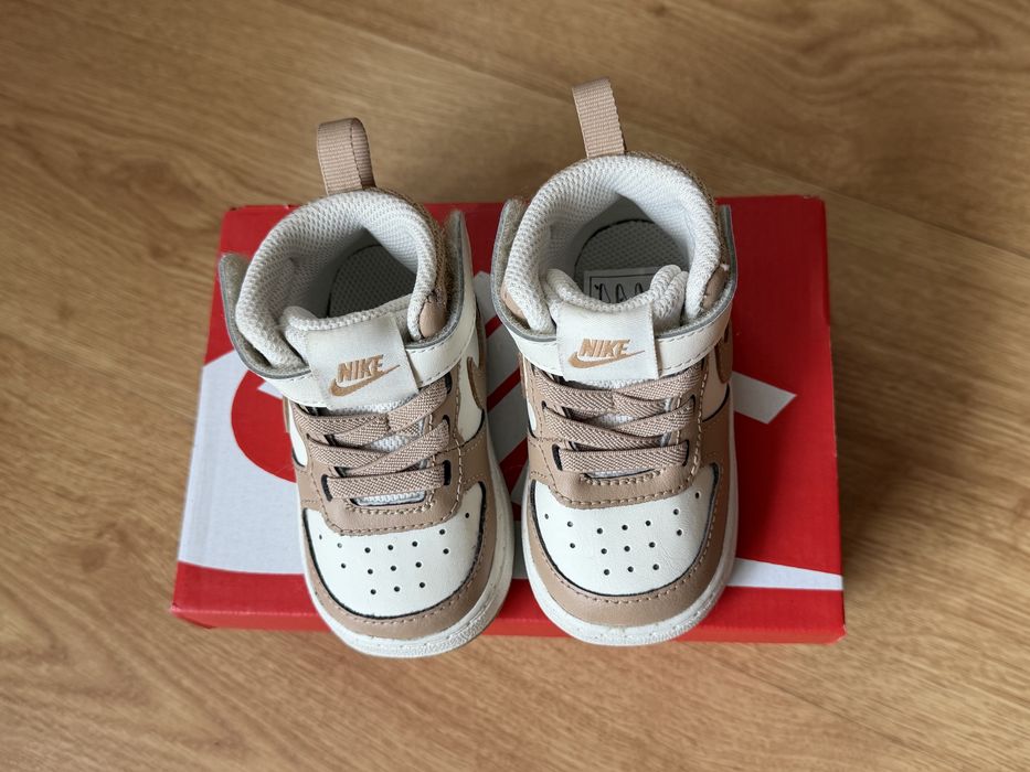 Бебешки маратонки Nike