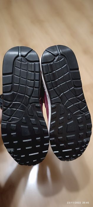 NIKE-Дамски Кожени Маратонки-Естествен велур.