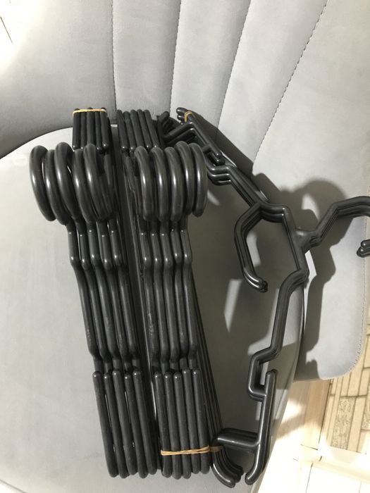 Продам вешалки