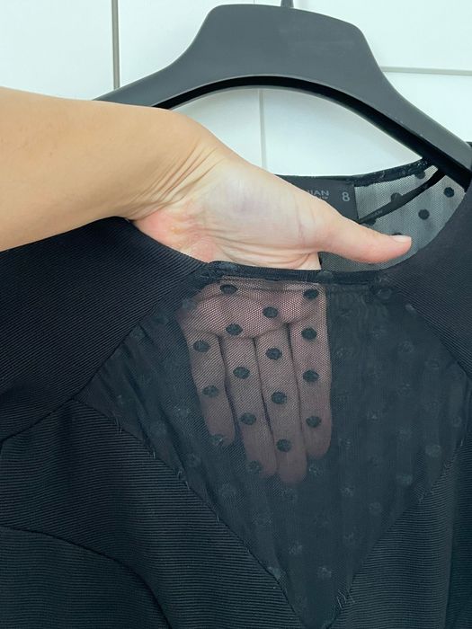 Черна рокля Kardashian Kollection