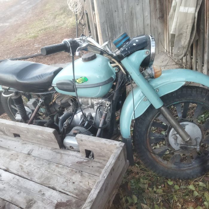 Продам мотоцикл Урал