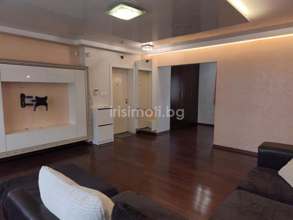 Дава се под наем Четиристаен апартамент в София, Изток - 147 кв.м за 1300 € - Снимка #4