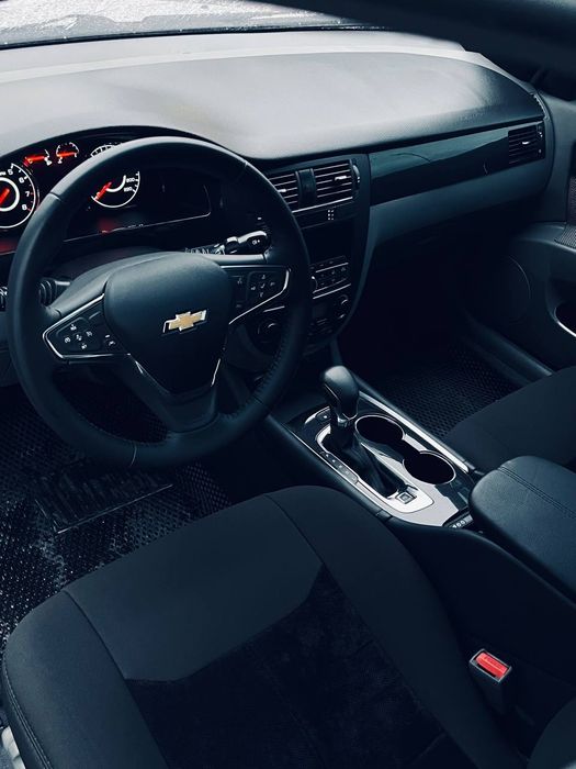 Gentra 3-Pozitsiya Avtomat Full Avto kredit 1 kunda passportga