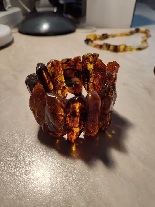 Браслет из янтаря