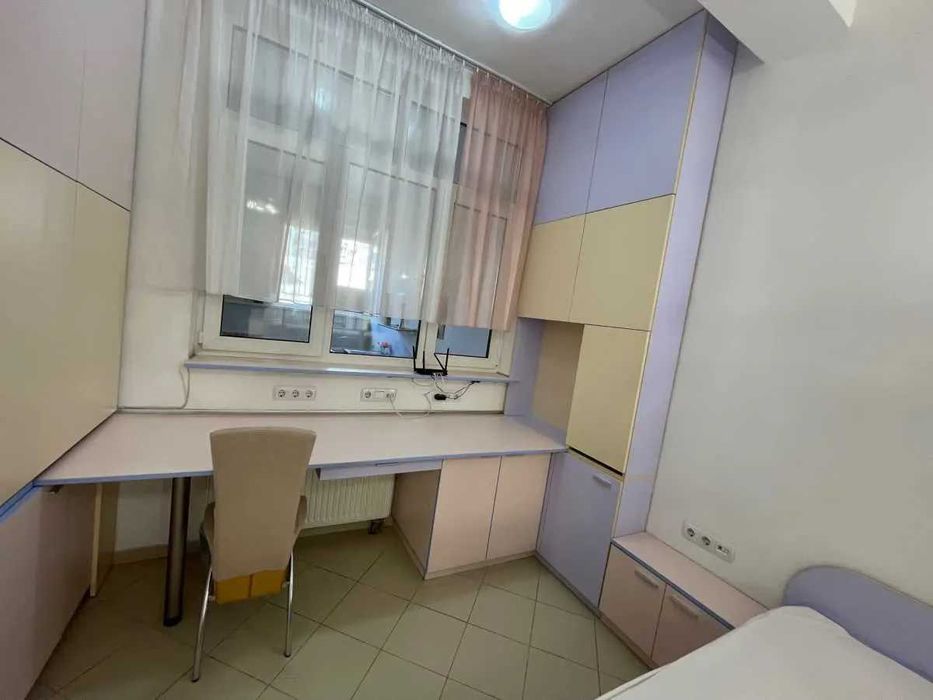 Дава се под наем Тристаен апартамент в София, Център - 90 кв.м за 535.5 € - Снимка #3