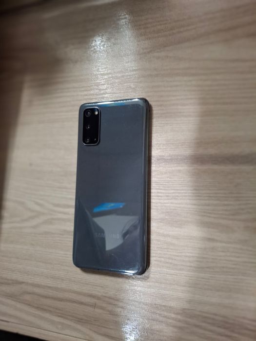 Samsung S20 128GB
