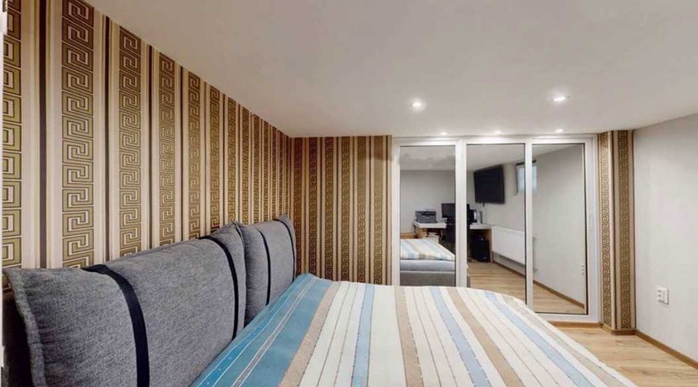 Двустаен апартамент под наем Център