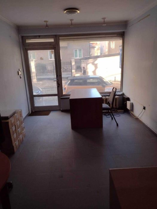 Магазин /Офис под наем  на ул.Шандор Петьофи 28 (56 кв.м)