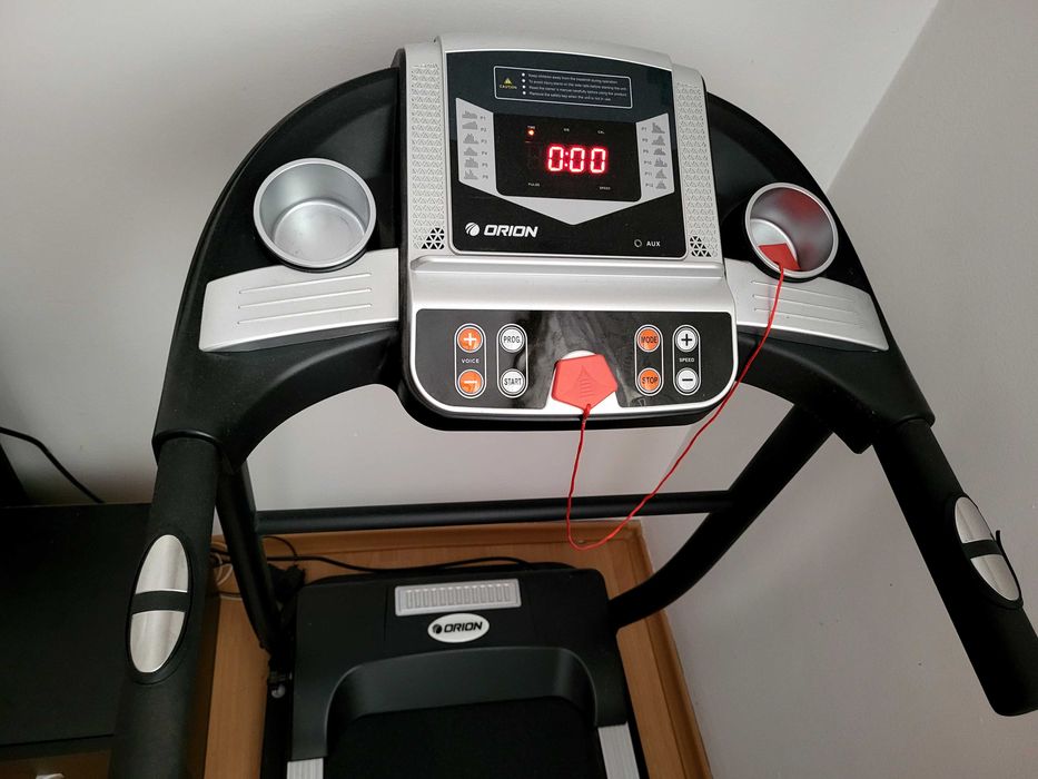 Сгъваема електрическа бягаща пътека