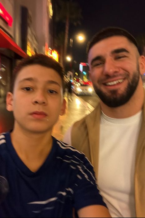 Реалистичное Фото со знаменитостью!