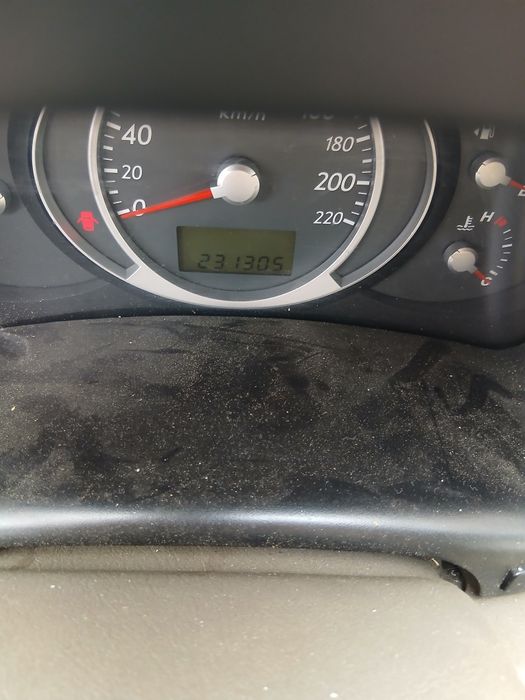 Vand sau schimb hyundai tucson 4×4 .2.diesel