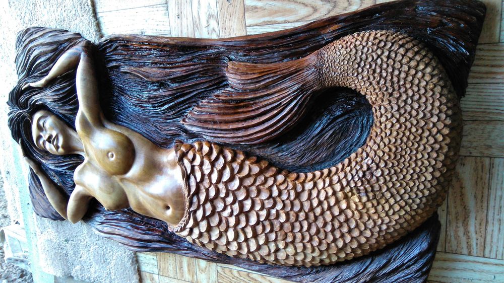 Дърворезба-пано РУСАЛКА