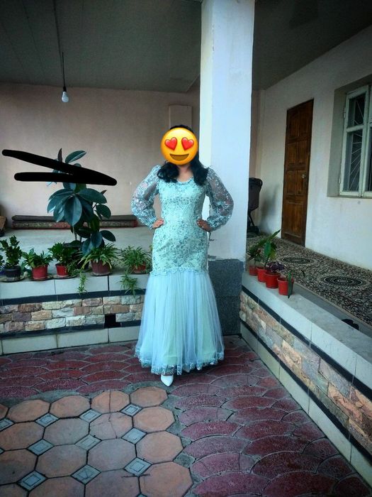 Срочна сотилади.