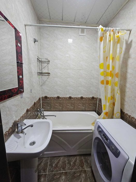 2 хоналик квартира барча жихозлари б-н сотилади.Ор:Шарк1 Шербудин