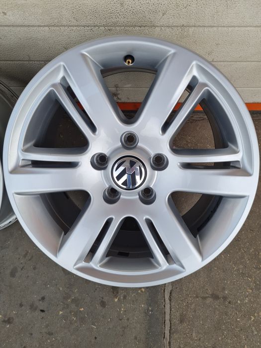 Оригинални джанти за ФОЛКСВАГЕН VW T6 T5 AMAROK TOUAREG R17 5x120 ET49 8J