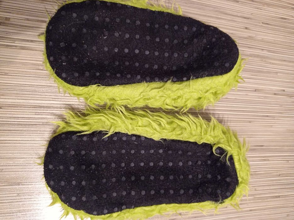Papuci de casa de Craciun cu Grinch interior 20cm