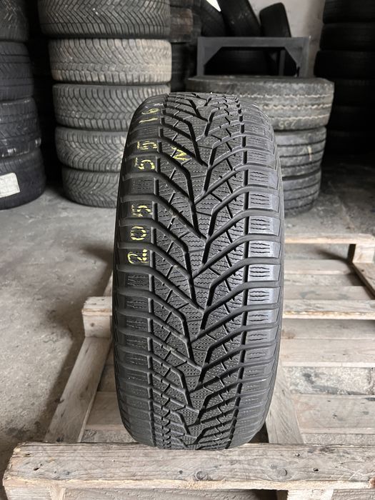 1 anvelopa iarna 205/55/16 , yokohama , 7.4 mm