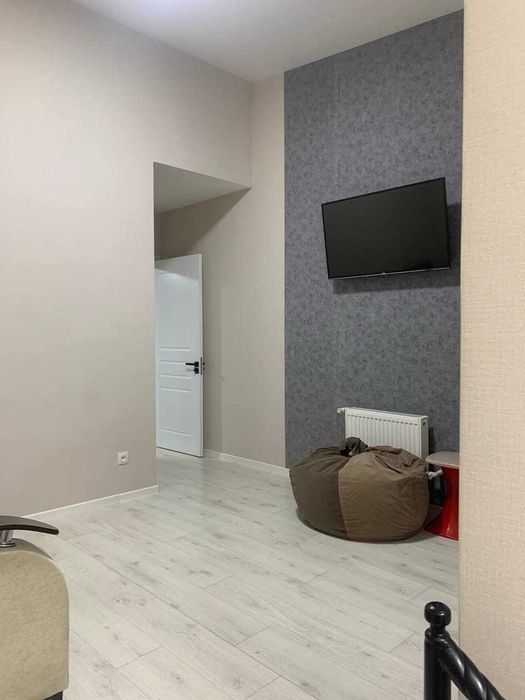 Современный коттедж с евроремонтом и обстановкой на Саракульке.