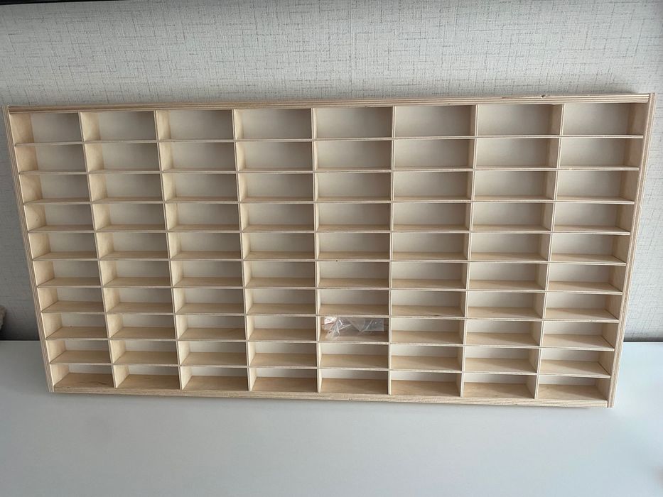 Дефектна дървена етажерка за колички, рафт, 80 отделения, хоризонтален