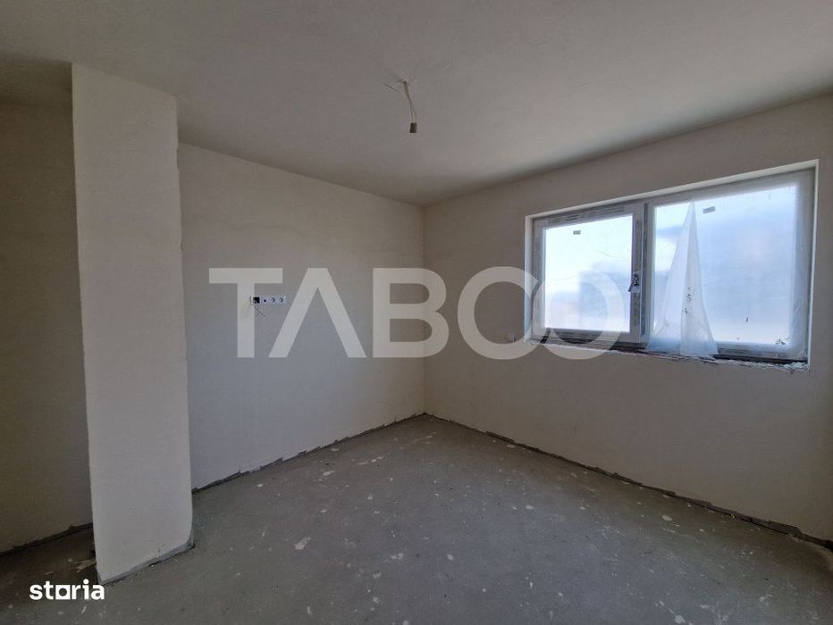Apartament 3 camere 2 bai ETAJ 1 boxa la subsol Turnisor
