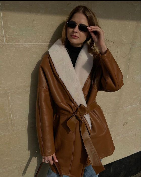 Срочно продам дубленку sandra