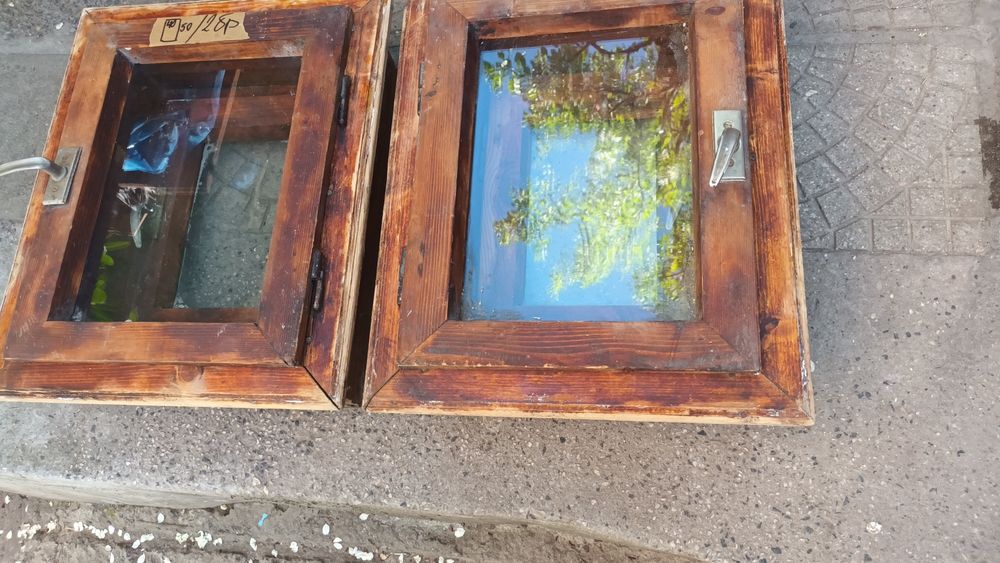 МАЛКИ Дърени прозорци