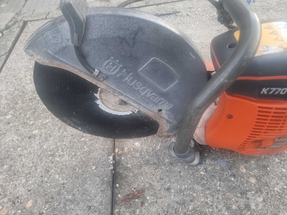 Husqvarna K770 - ръчен бензинов фугорез 350 мм-3.7 kW, 5 к.с.