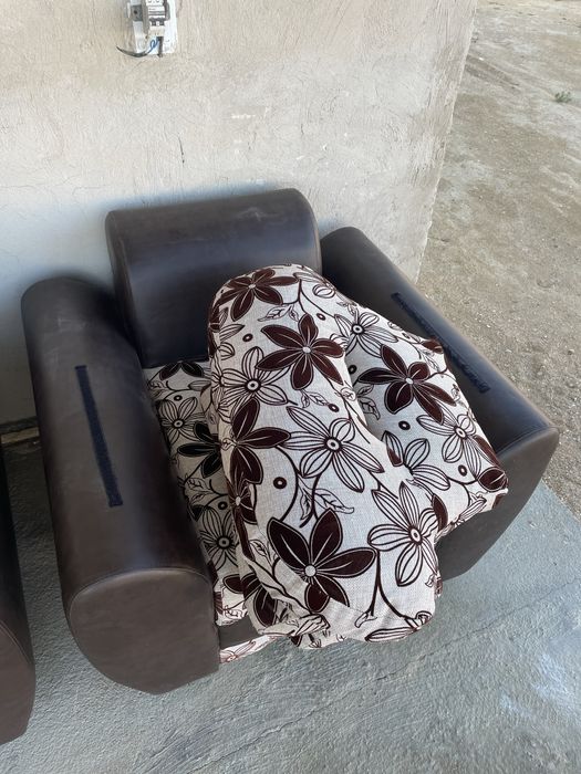 диваны в хорошем состояний!!!