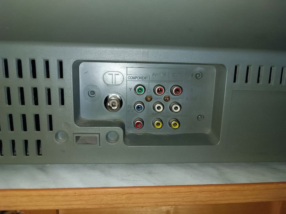 Телевизор Sharp 21 дюйм