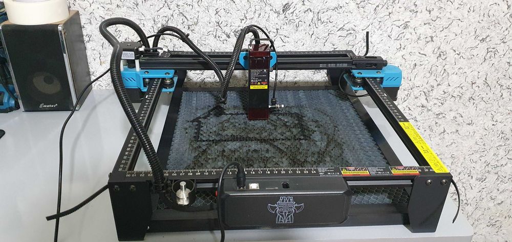 Лазерный гравер, lazerda õyuvchi