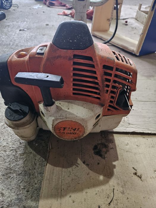 Vând motocoasa Stihl Fs 560 c.