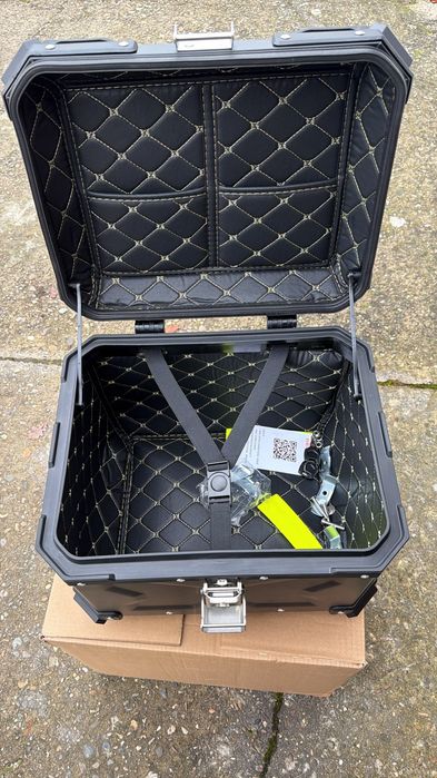 Нов алуминиев куфар топкейс топ каса 45л