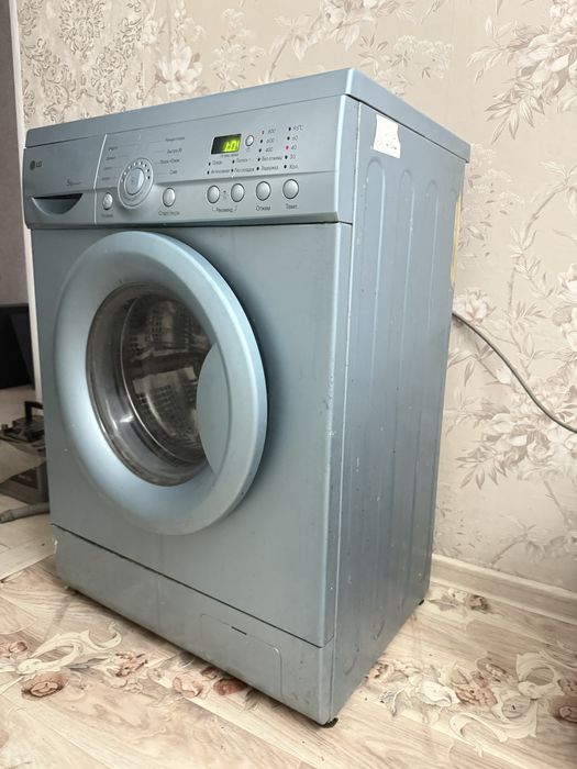 Продаётся стиральная машина - автомат