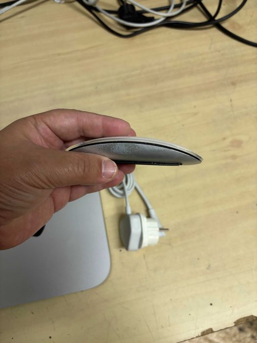 Apple Mac Mini Late 2014 + Apple Magic Mouse