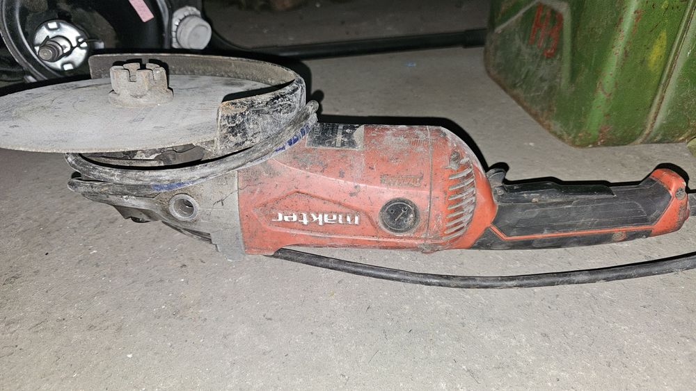 Большая болгарка 230мм