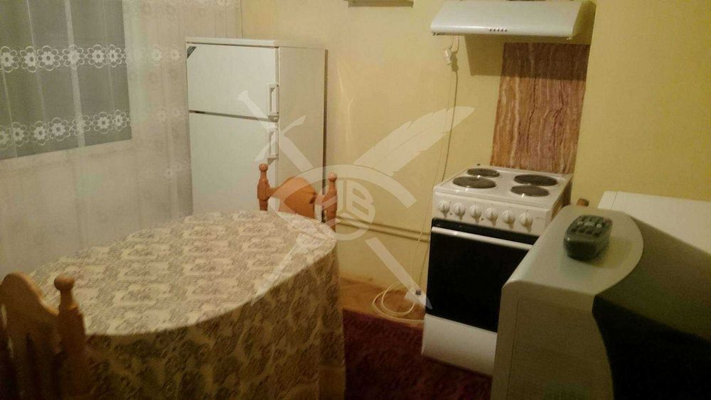 Дава се под наем Четиристаен апартамент в Пловдив, Каменица 2 - 83 кв.м за 388.62 € - Снимка #3