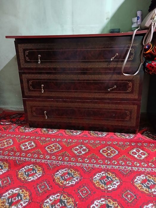 Mebel oluvchilar bolsa kelishtirb bervoramiz