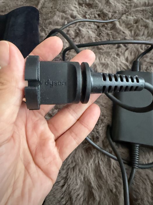 Placa pentru indreptarea parului Dyson