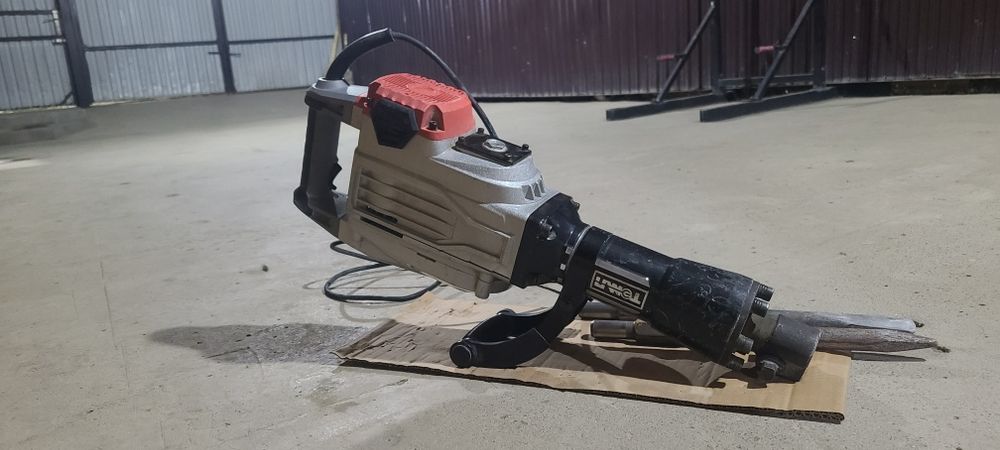 отбойный молоток  ТЭМП ОМ-2600