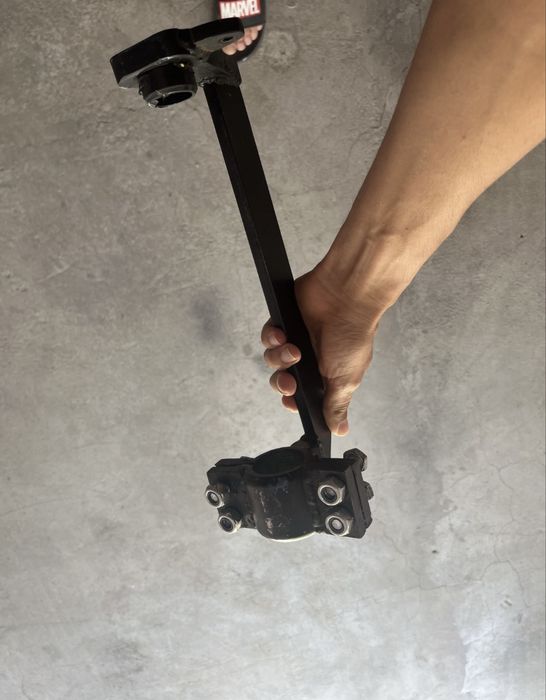 скоба за кормило Kaabo mantis 8-10