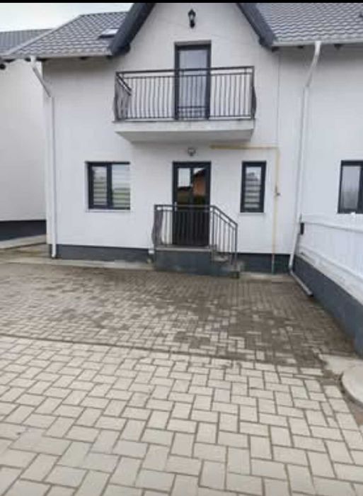 Duplex de închiriat