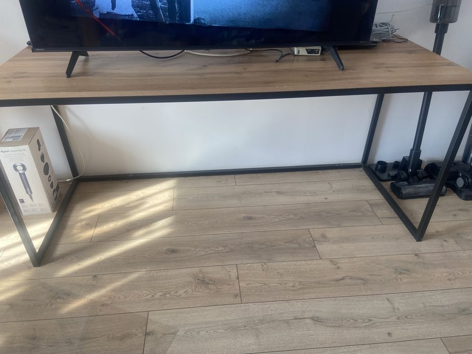 Продается стол в стиле ЛОФТ .