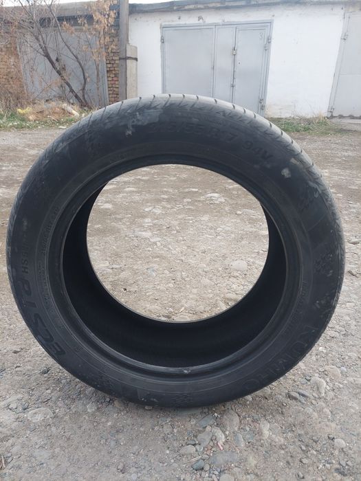 Продам шины KUMHO 215/5517 б/у